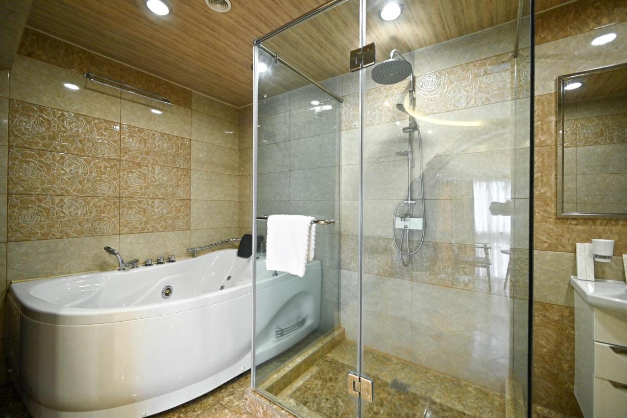 Skyline Hotel 3*