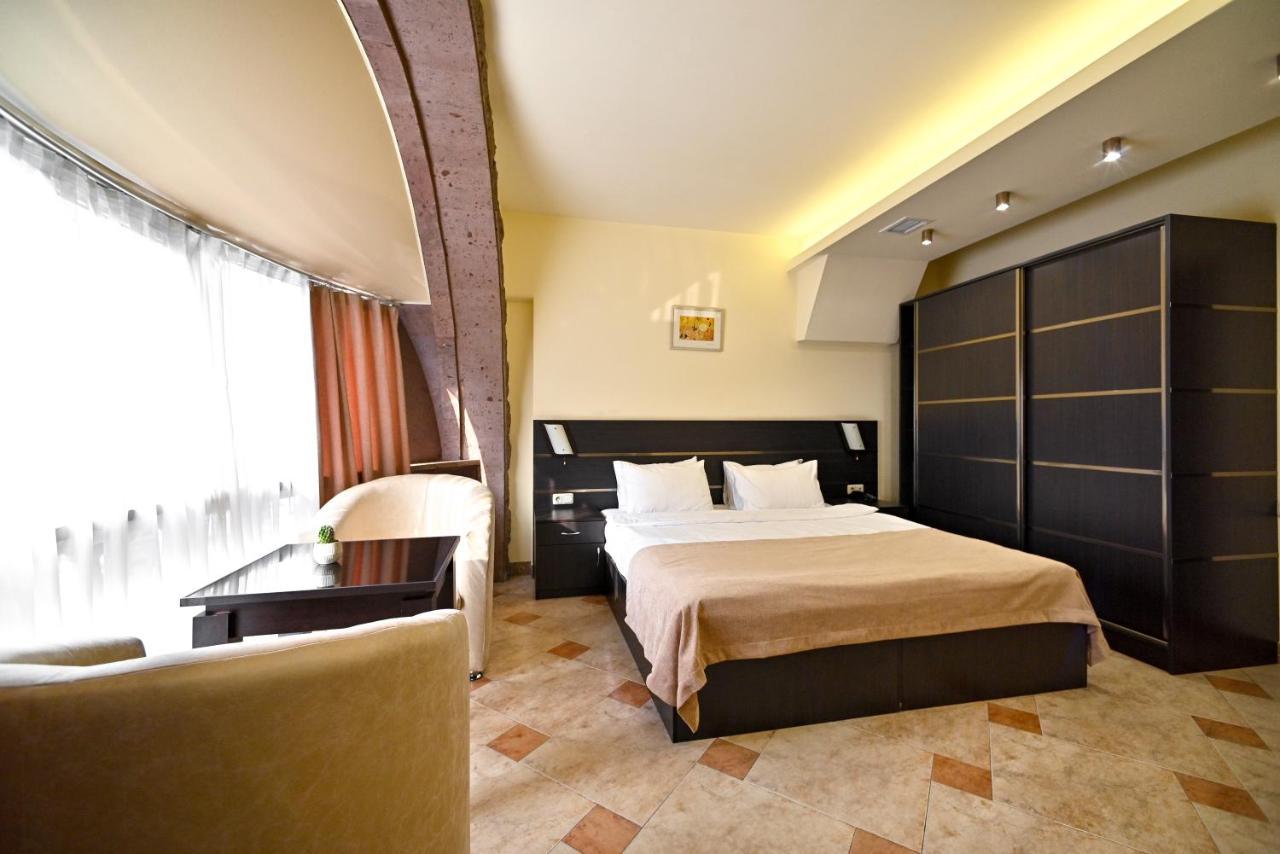 Hotel Skyline Ereván