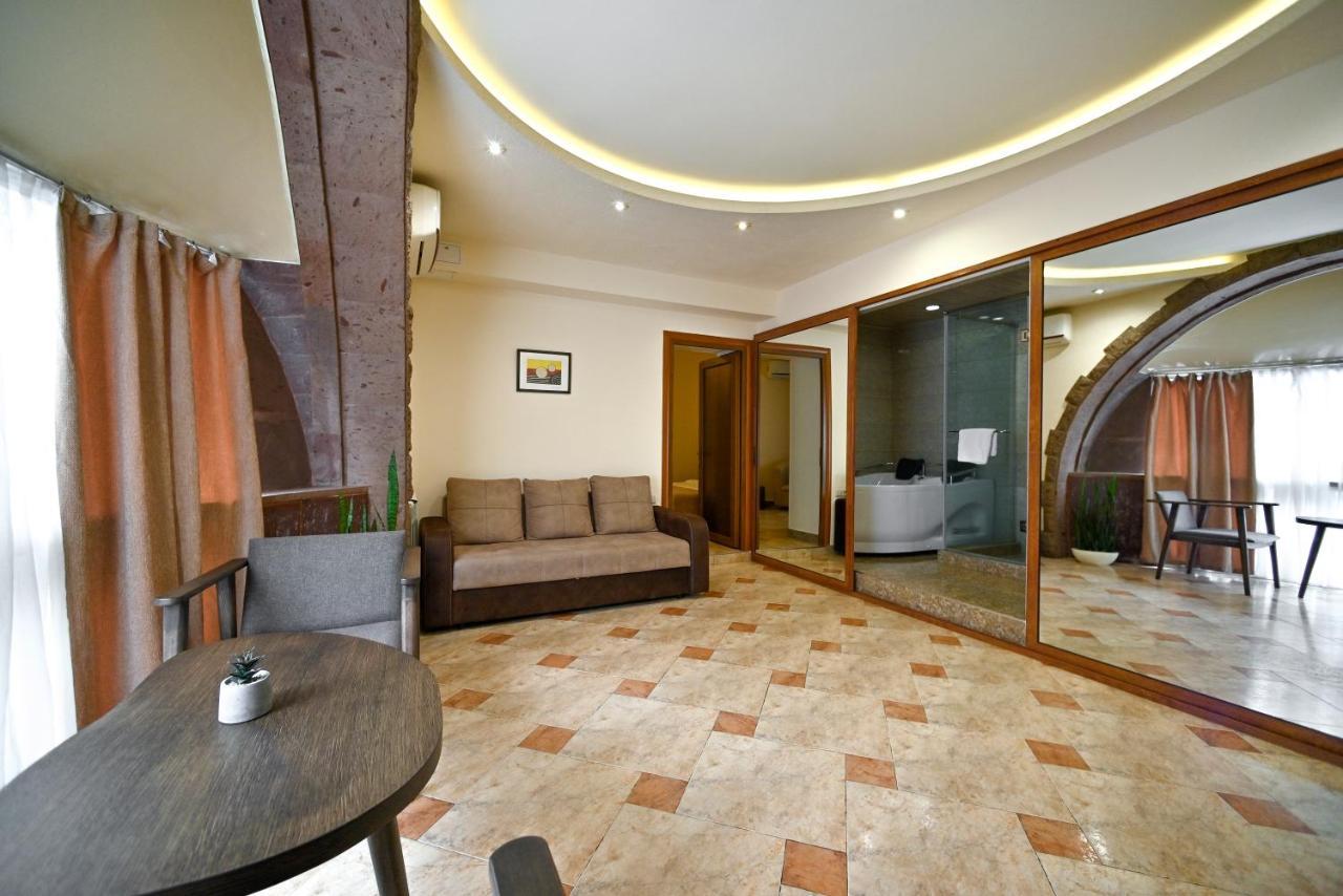 Skyline Hotel Ereván